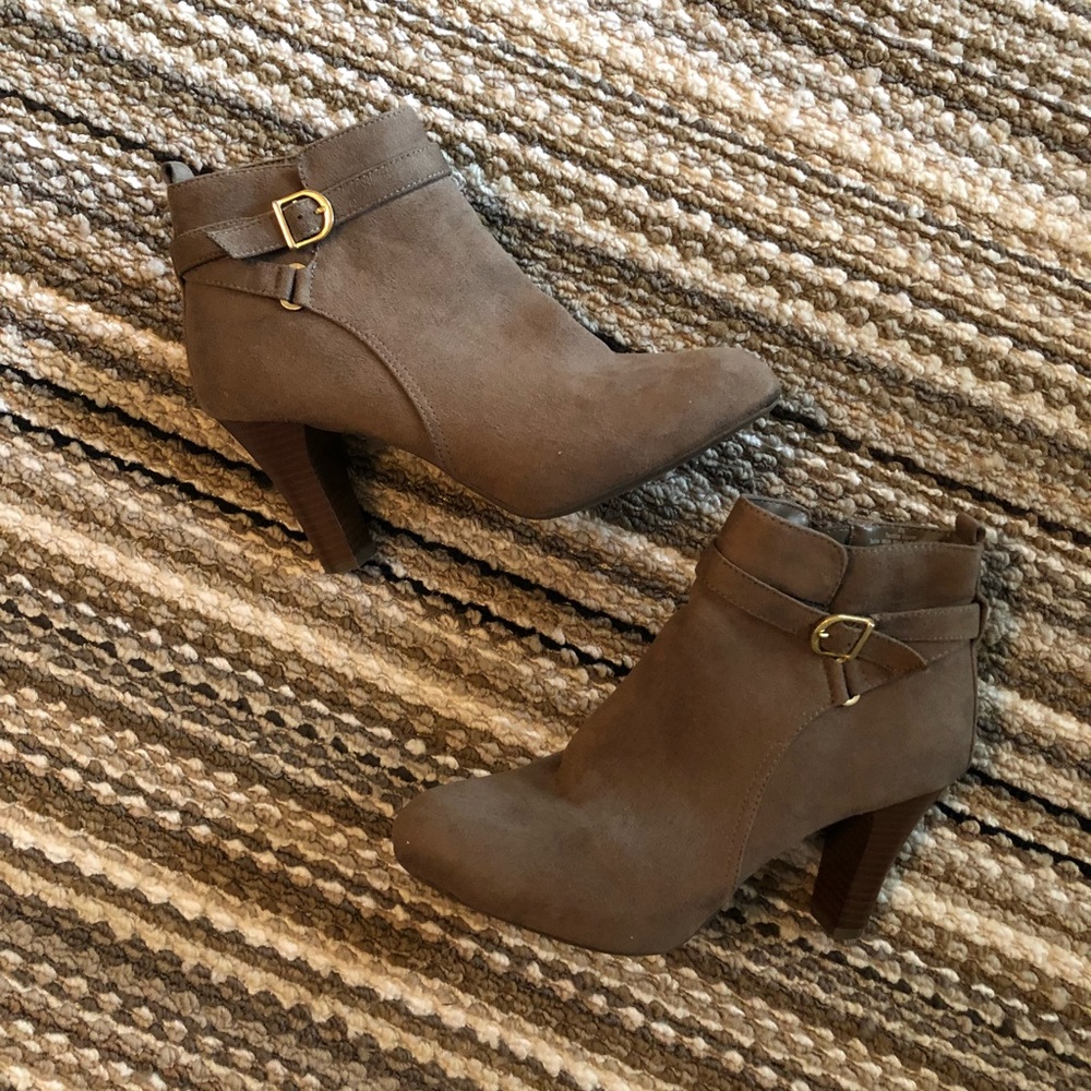 Merona taupe booties